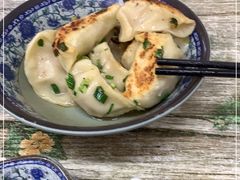 -无名氏宵夜小摊(祝家三姐妹馄饨店)