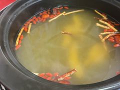 -花苑美食横琴生蚝火锅(拱北粤华路店)