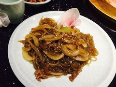 牛肉炒粉丝-猪啊牛呀羊啊铜盘烤肉(正大广场店)