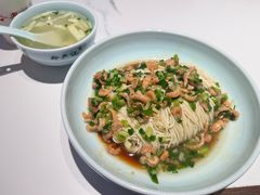 开洋葱油拌面-裕兴记•蟹黄面馆(人民广场店)