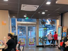 -麦当劳(轻轨曹杨路店)