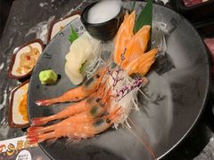 -牛YO寿喜烧·铁板烧和牛火锅自助(市府恒隆店)