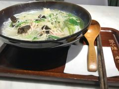-蒙小妹骨汤饭.米线(新光路店)