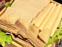 -晓宇重庆火锅(西安荟聚店)