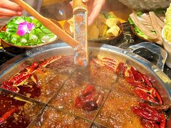 -憨孃孃·重庆老火锅(红山黑金店)