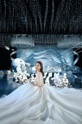 -MECCI婚礼摄影跟拍(红东方广场店)