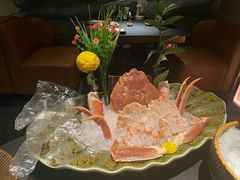 -蟹犇前•帝王蟹雪蟹(陆家嘴店)