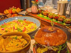 -阿妮叶李(光谷世界城店)