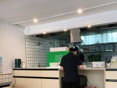 -蒙自源米线大王(江南西路店)