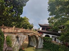 -汇龙潭