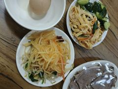 -陇上全荟兰州传统牛肉面(延吉路店)