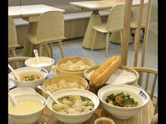 -弄堂咪道-饭香·面香·馄饨香(汇锦广场店)