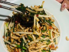 -雀舞云南菜(天津天河城购物中心店)