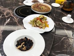 -南京悦客假日酒店