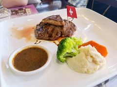 精选腓利牛排配鹅肝-德大西餐社(云南南路店)