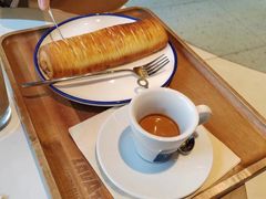 -LAVAZZA拉瓦萨咖啡(中航城君尚购物中心店)