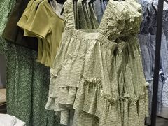 -URBAN REVIVO(西安Momopark店)