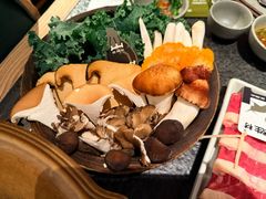 -三出山火锅(南京万象天地店)