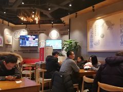 大堂-渝是乎川渝小炒(新世界百货望京店)