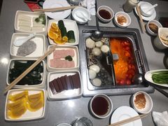 -海底捞火锅(奉化银泰店)