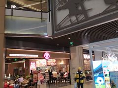 -凤凰汇购物中心