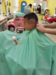 -爆米花儿童美发乐园