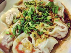 -爆炸头阿姨小四川正宗川味小吃(无任何分店)
