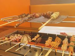 -哈尔滨小酒馆·鲜肉现穿自助烧烤(康新花园店)