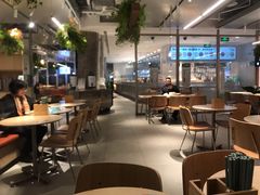 大堂-老乡鸡(上海白玉兰广场店)