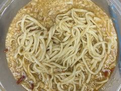 -扒虾小妹儿麻辣海鲜(宏图街店)