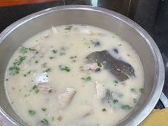 -雪野鱼头大王邢府公老店(雪野湖店)