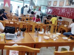 大堂-方中山胡辣汤(大学中路56号院店)