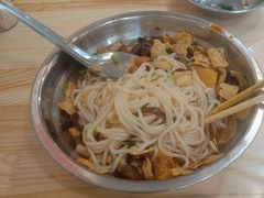 -柳州肥姨妈大骨螺蛳粉(东靖路店)