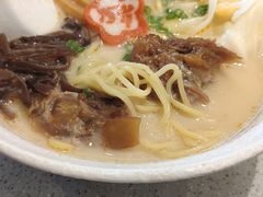 豚骨拉面-万岁寿司(万国店)