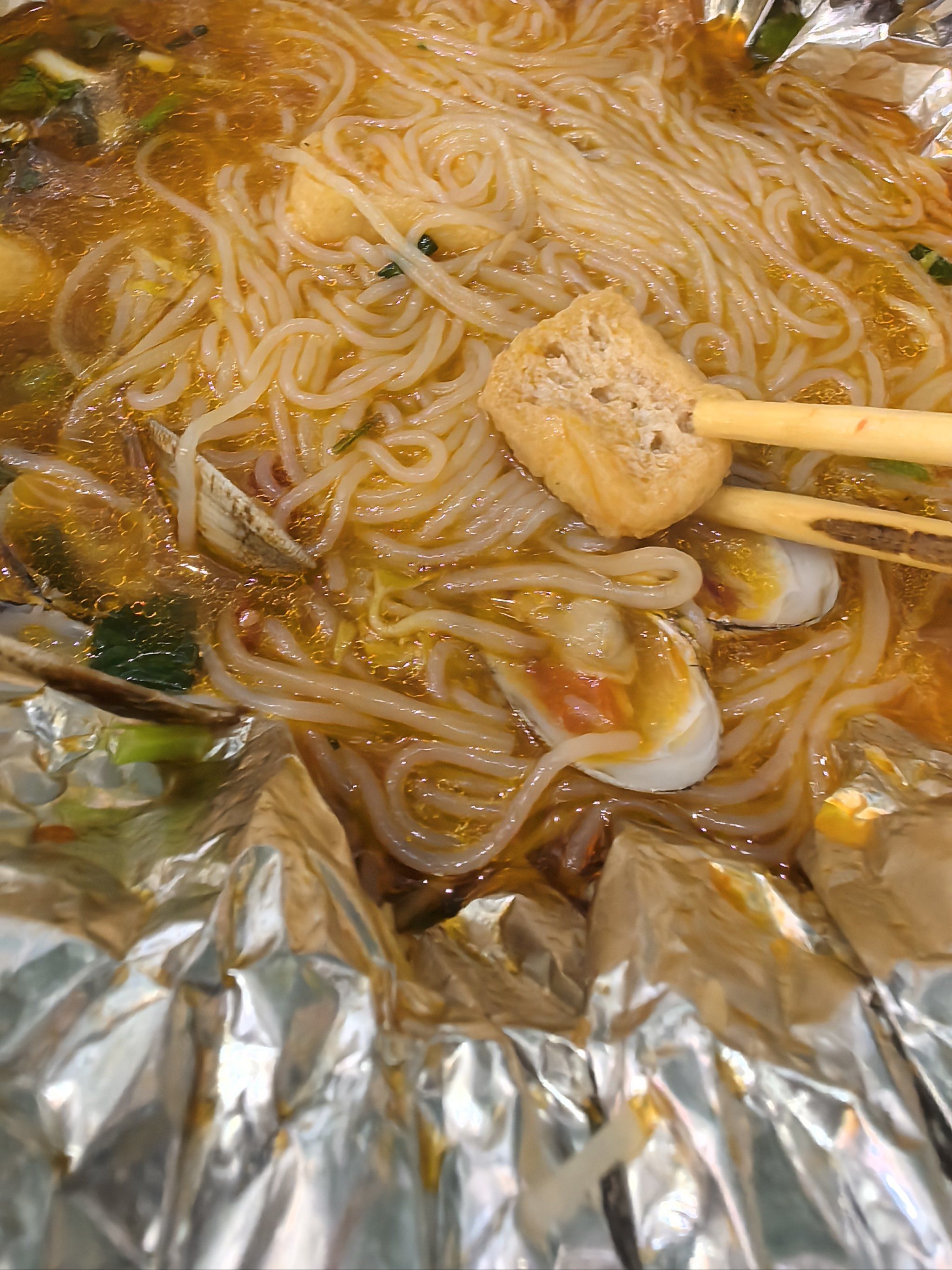 而且外面裹着锡纸,冬天吃到最后都是热的