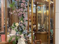 -秘密旅行Bonjour(黑金冠 江南西店)