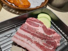 -蚂蚁洞·烤肉大营地(上海静安大悦城店)