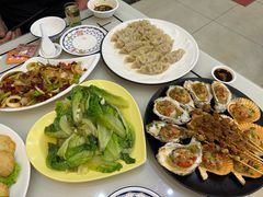 -覃记海鲜美食餐厅