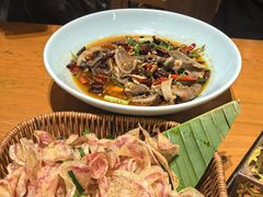 -老滇山寨•云南特色菜•地方菜•民族风情歌舞表演(金碧店)