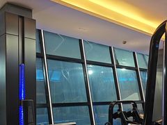 -金摩尔健身游泳(万象城鼎丰大厦店)