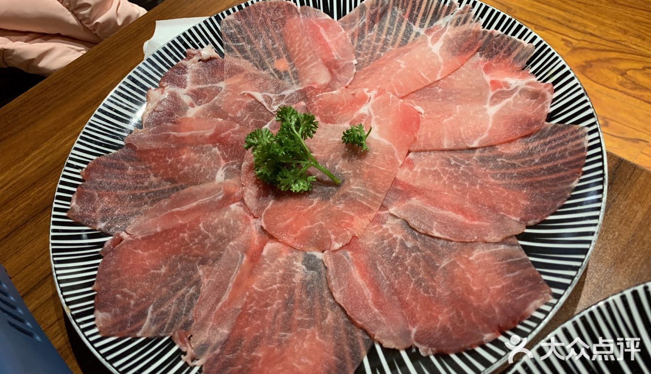 一家观望很久的店，终于不失所望的种草啦 直接买了个套