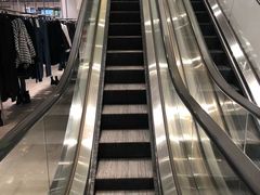 -URBAN REVIVO(深圳华润万象天地店)