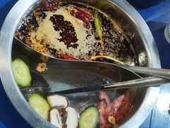 -马路边边串串香(苗栗路店)