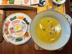 传统鸡汤过桥米线-芸南道·过桥米线(昆明老街旗舰店)