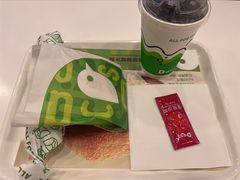 -德克士(虹桥火车站店)