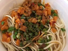 -周记热干面豆皮大王(桃花东街店)