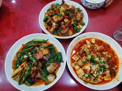 -乡土特色.冷锅鱼.牦牛肉汤锅