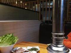 -唯成•韩国炭火烤肉 유성고기