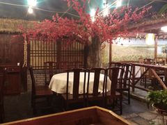 -红色根据地文化主题酒店(太湖街店)