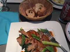 -ResTaurAnt S'ZWILLING Stuebel